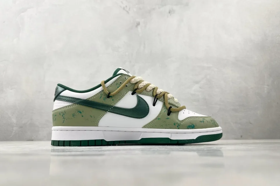 Nike Dunk Low Disrupt 2 olive white green splatter leather sneakers