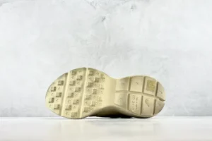 Gucci Rhyton sneaker beige rubber sole with star studs and logo imprint luxury casual shoes