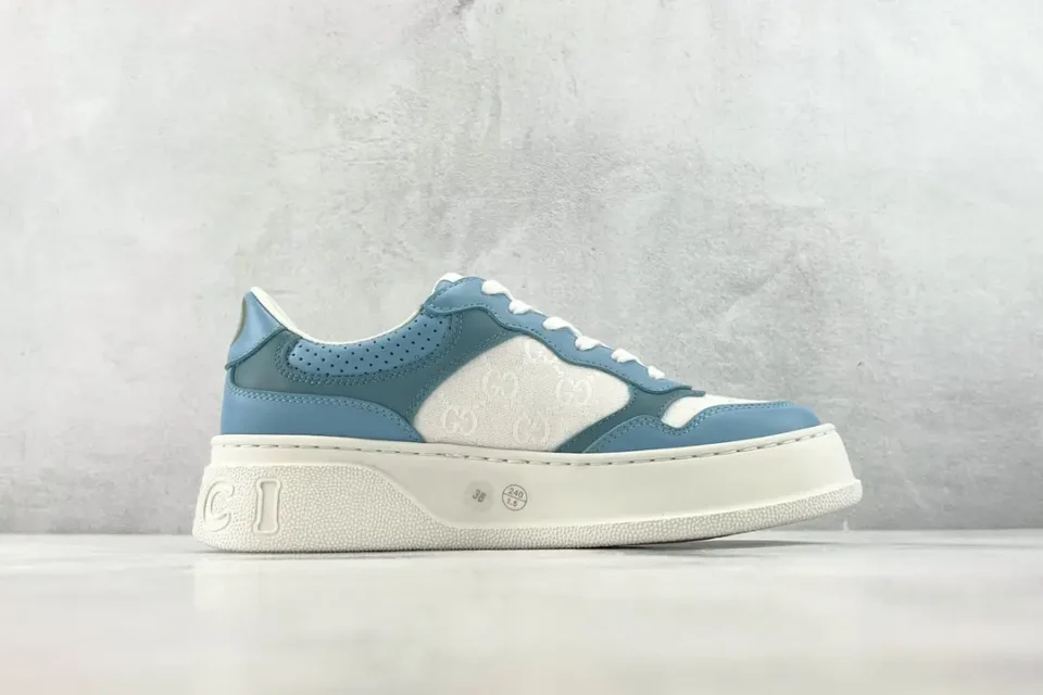 Gucci Screener sneakers blue white GG canvas leather low-top casual shoes