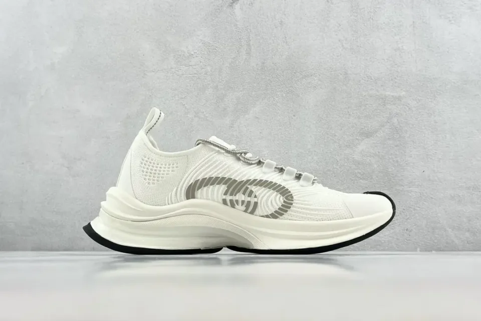 Gucci Rhyton white beige sneakers knit mesh fabric rubber sole distinctive GG logo