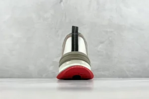 Gucci Rhyton sneaker white beige red leather with black heel pull tab and rubber sole