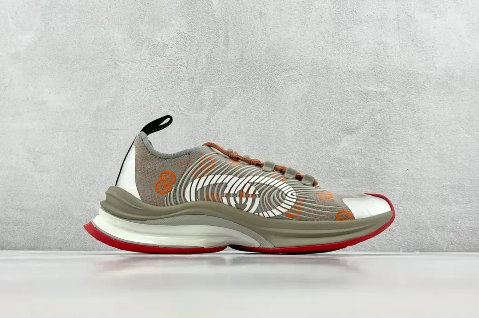 Gucci Cosmic Duffle scaffolding beige orange red knit sneakers with rubber sole and reflective details