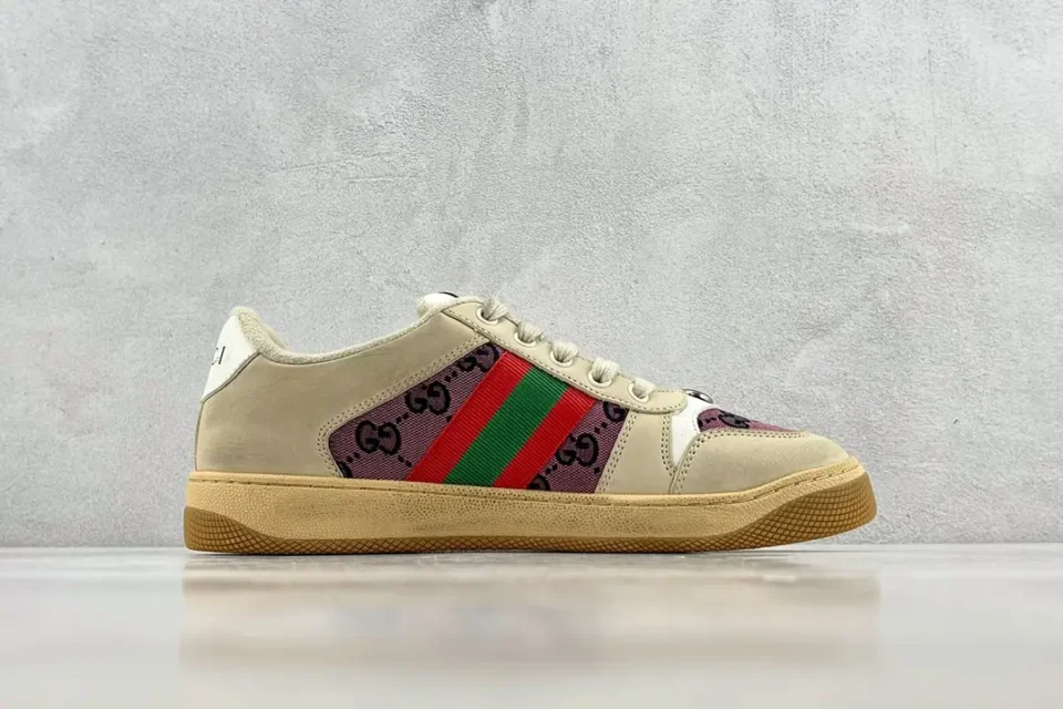 Gucci Screener sneakers beige canvas leather with red green web stripe and GG Supreme pattern