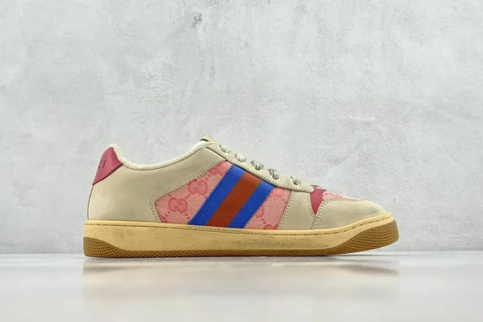 Gucci Screener sneakers beige pink blue red leather canvas with vintage sole detail