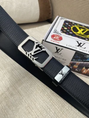 Louis Vuitton automatic belt featuring a 24K pure steel buckle, displayed with branded packaging and a textured cowhide strap, emphasizing luxury and quality craftsmanship.
