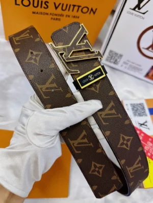 Louis Vuitton belt brown monogram coated canvas gold-tone LV buckle accessory