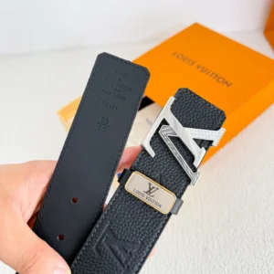 Louis Vuitton LV Initiales 90 36 black leather belt with silver and diamond buckle