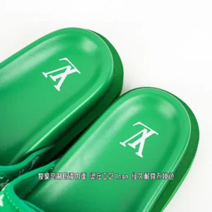 Louis Vuitton Pool Slide Green color rubber slides with embossed LV logo slip-resistant insole