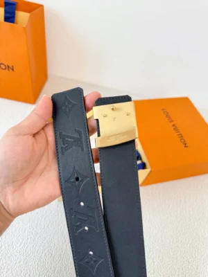 Louis Vuitton belt black leather embossed monogram gold solid steel buckle accessory