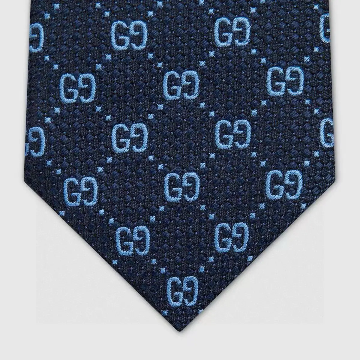 Gucci tie navy blue silk with light blue GG logo pattern luxury accessory