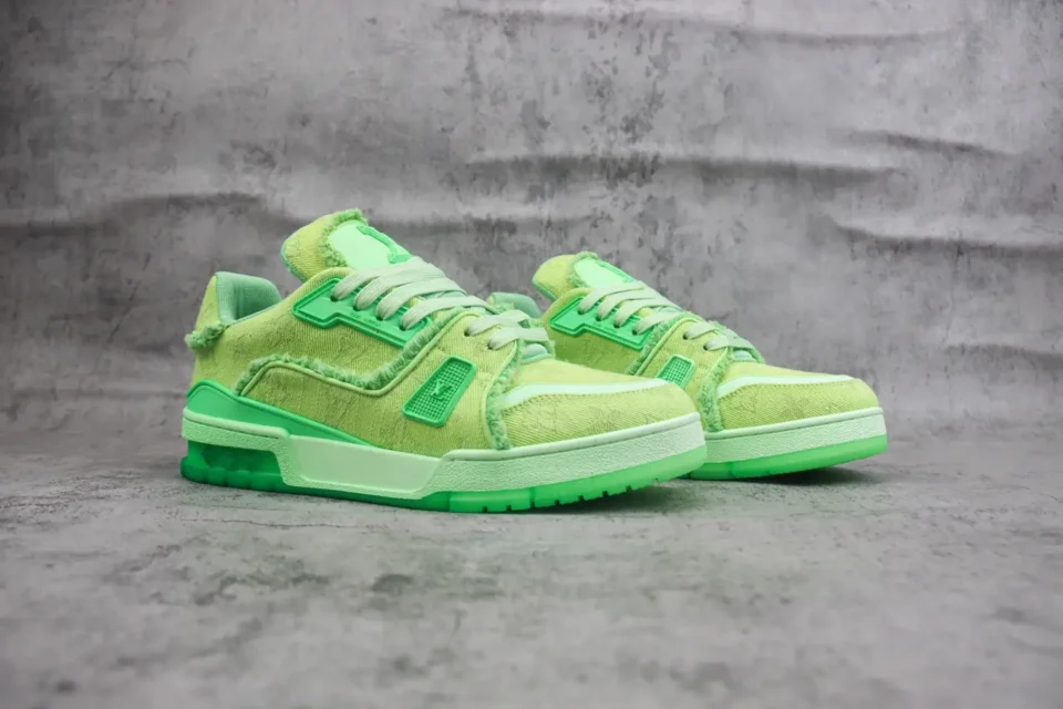 Louis Vuitton Trainer Sneaker green neon monogram canvas and rubber material shoes