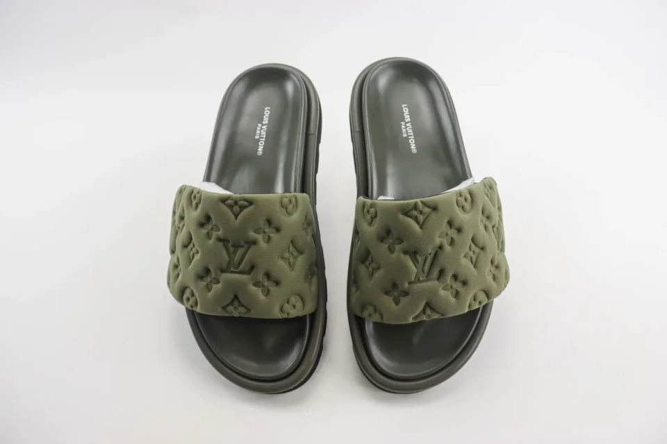 Louis Vuitton Slide Sandals 38 green embossed monogram fabric rubber sole slip-ons