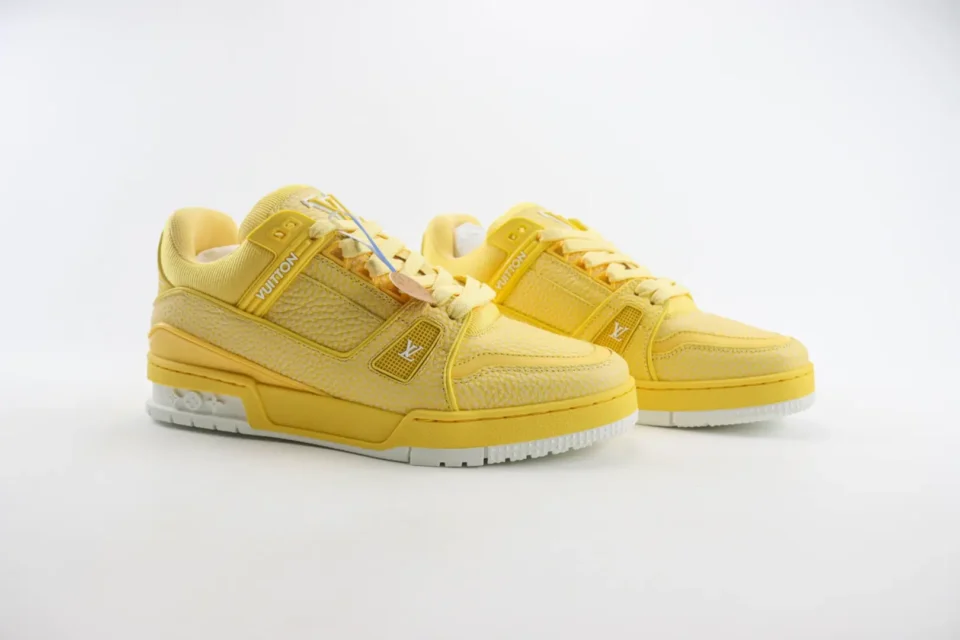 Louis Vuitton Trainer Sneaker 1A8K17 yellow leather textile material stylish design