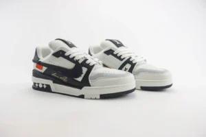 Louis Vuitton Trainer Sneaker white black leather with signature LV detailing and rubber sole