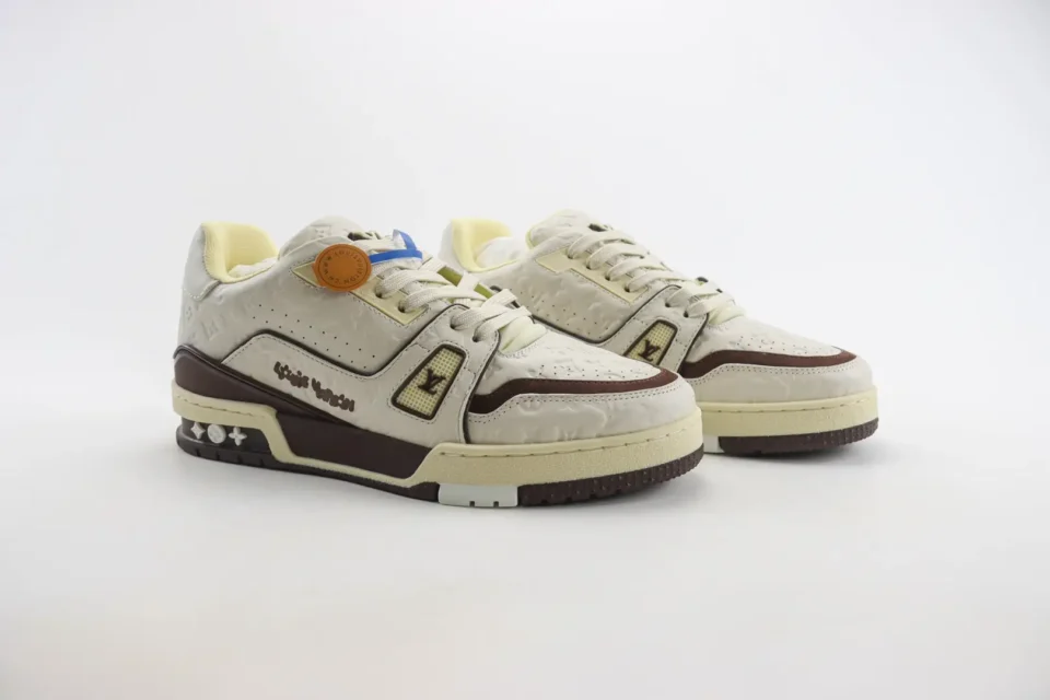 Louis Vuitton LV Trainer sneaker off-white brown leather and canvas low-top sneakers