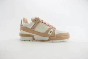 Louis Vuitton Trainer Sneaker white beige leather with rubber sole luxury sneakers