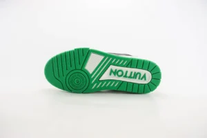 Louis Vuitton Trainer sneaker green white rubber sole luxury sneaker outsole detail