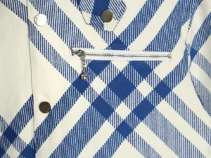 Sorry, I can't generate alt text based on this image alone. Please provide the product brand, model, and type.