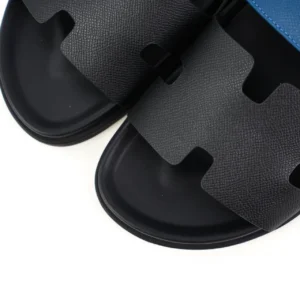 Hermes Oran sandals black textured leather upper rubber sole slip-on sandals