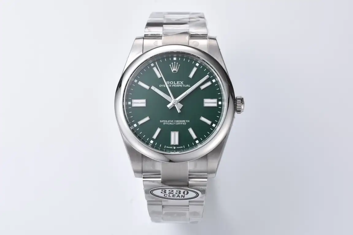 Rolex Oyster Perpetual 41 Green Dial Clean Factory 124300-0005
