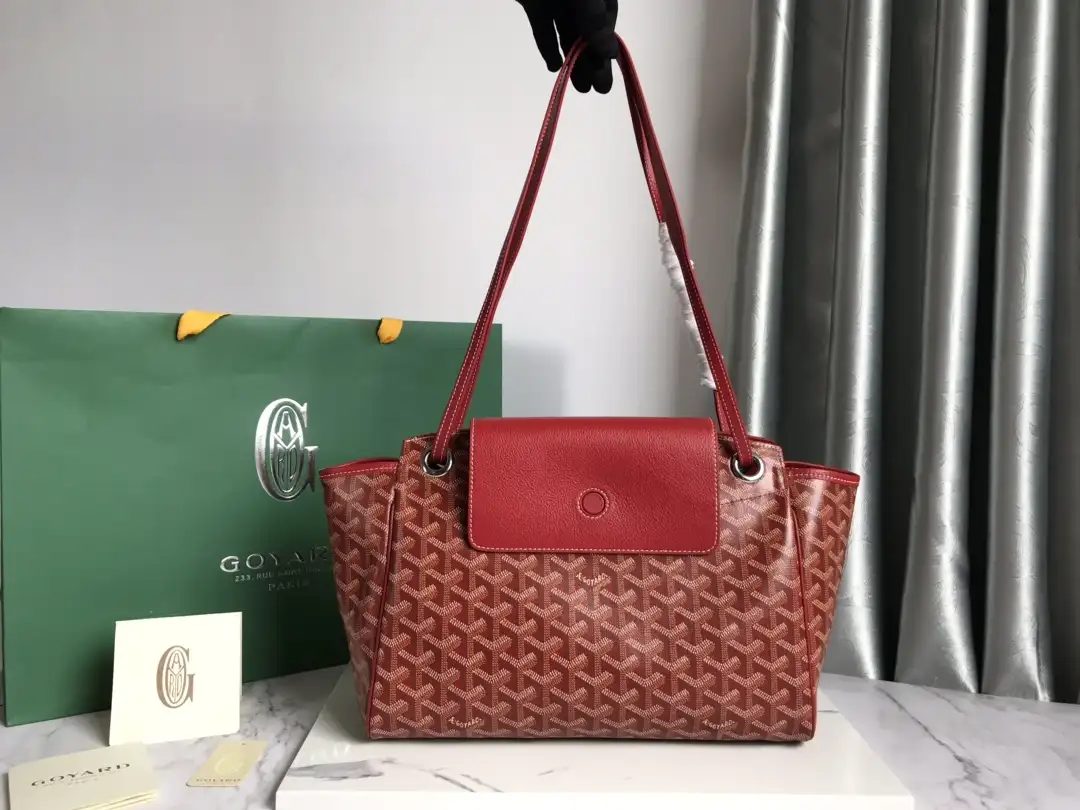 Goyard's All-New Rouette Unwavering