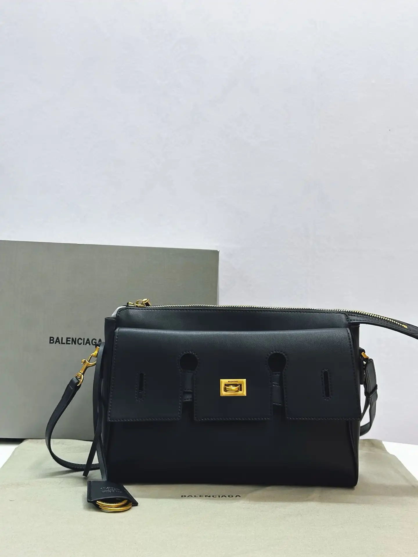 Small Mailman Crossbody Bag