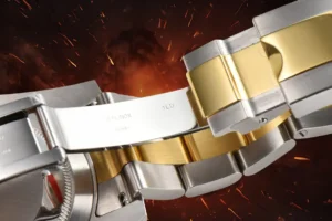 Rolex Submariner 116613LN black dial ceramic bezel stainless steel and yellow gold watch bracelet close-up