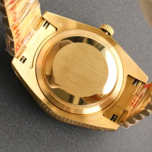 Rolex Datejust yellow gold watch with solid case back and matching gold bracelet