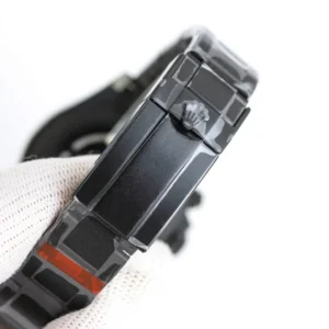 Rolex Submariner 116610LN black dial ceramic bezel stainless steel watch band clasp close-up