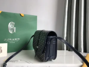 Goyard Belv é d è re Single Mailman Bag displayed with green Goyard packaging, showcasing elegant design, adjustable shoulder strap, and minimalist style.