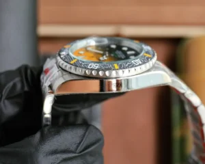 Rolex Submariner 116610LV green dial ceramic bezel stainless steel watch with stainless steel bracelet