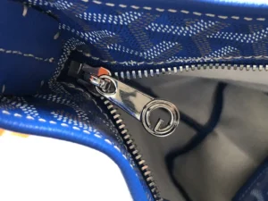 Interior view of Goyard Hobo Boh è Me Stray Bag showing zipper detail and patterned lining, emphasizing quality craftsmanship and stylish design.