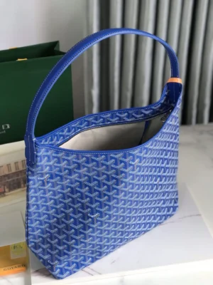 Goyard Hobo Boh è Me Stray Bag in blue with distinctive pattern and shoulder strap, showcasing stylish design and premium quality.