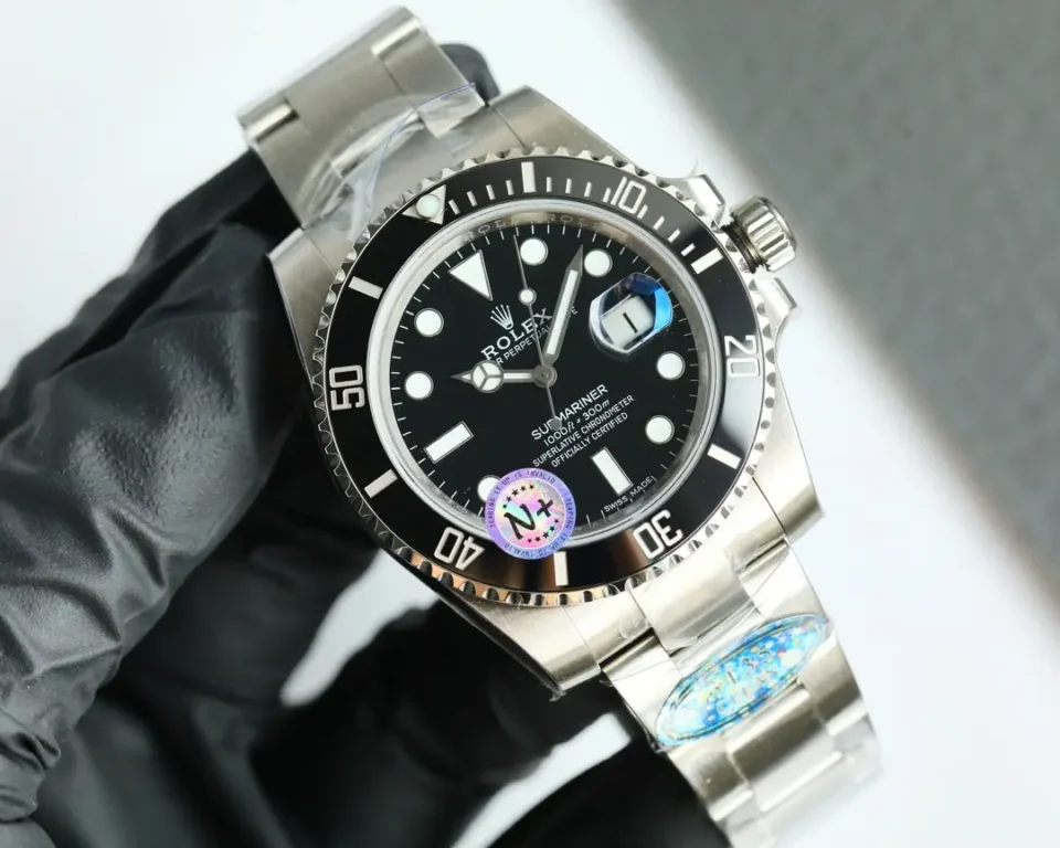 Rolex Submariner 116610LN black dial ceramic bezel stainless steel watch with date display