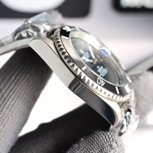 Rolex Submariner 116610LN black dial ceramic bezel stainless steel watch with polished case side