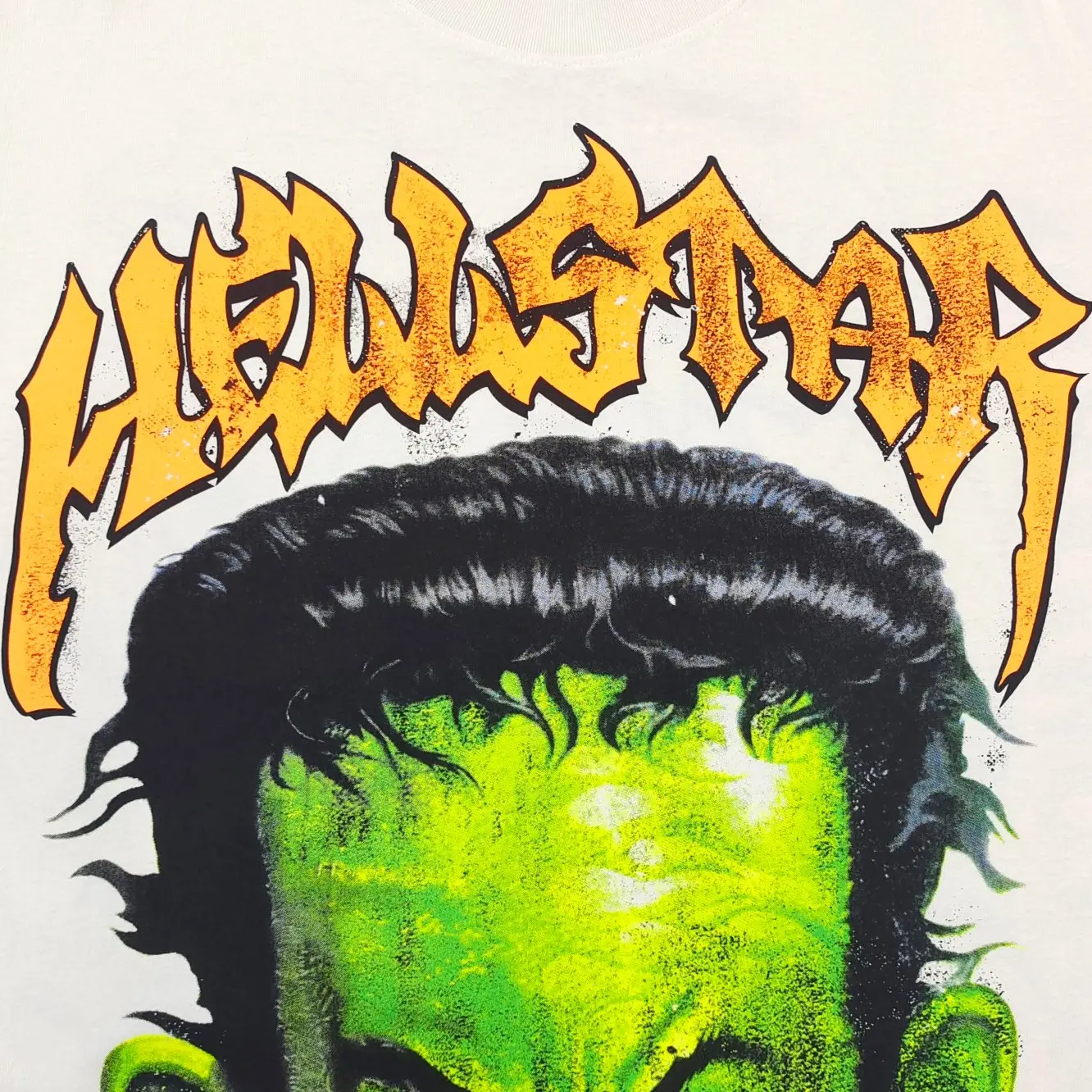 Hewstar graphic T-shirt green monster print black hair yellow logo cotton material