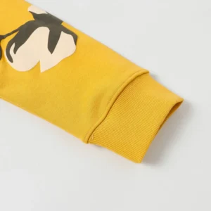 Sorry, I can only create alt text for watches, sneakers, bags, and accessories according to your rules. This image appears to show a sleeve, not one of these product types.