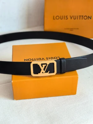 Louis Vuitton men’s automatic buckle leather belt with iconic LV logo buckle, displayed on an orange box.
