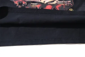 Supreme Skeleton Skull Black T-shirt cotton fabric with stitched hem detail