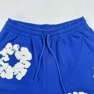 Sorry, I can only generate alt text for watches, sneakers, bags, and accessories based on your given rules. This item does not match those categories.