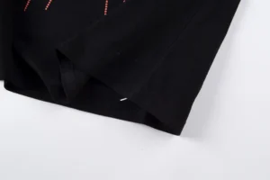 No brand or product details visible to generate SEO-optimized alt text.