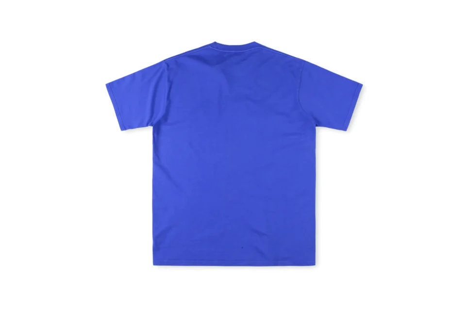 No brand, model, or material details provided for this blue short-sleeve t-shirt.