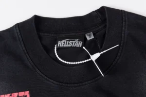 Hellstar T-shirt black cotton ribbed crew neck medium size with branded label and tag seal