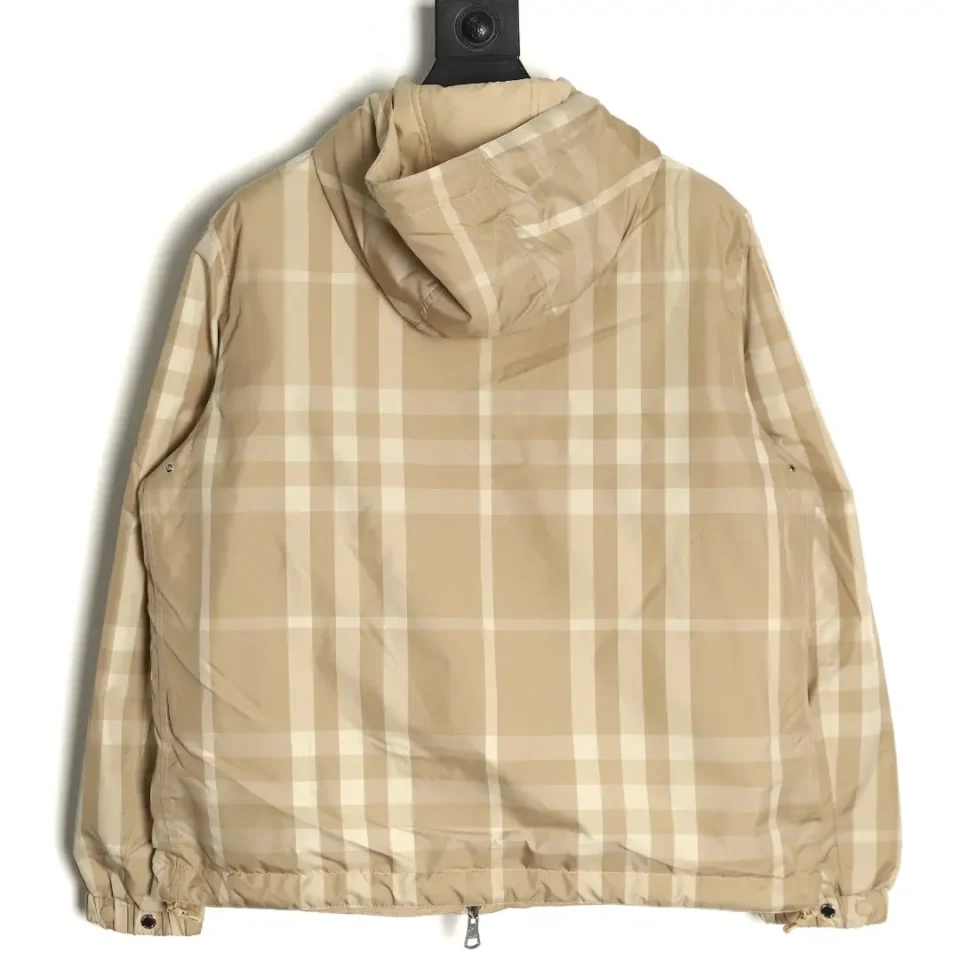 Burberry beige checkered jacket lightweight hooded water-resistant fabric with elastic cuffs and zip closure