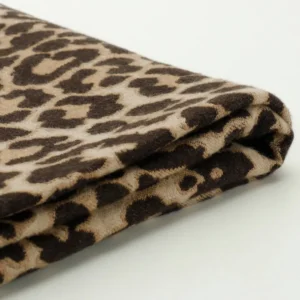 No brand or product information visible to generate SEO-optimized alt text. Please provide product details.