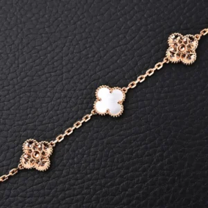 Van Cleef & Arpels Alhambra bracelet rose gold mother-of-pearl quatrefoil charm delicate chain
