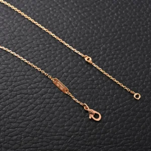 Cartier bracelet rose gold chain clasp jewelry accessory luxury fine detail