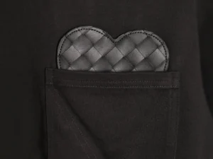 Comme des Garçons heart-shaped cardholder black quilted leather accessory with stitched details