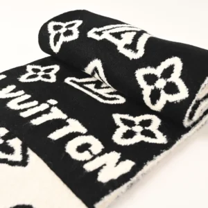Louis Vuitton scarf black white wool monogram pattern luxury winter accessory