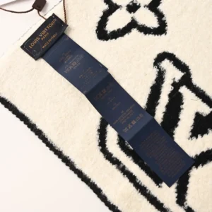 Louis Vuitton scarf wool blend cream black monogram pattern luxury accessory with blue care label